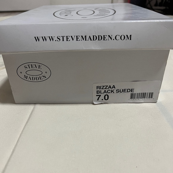 Steve Madden Rizzaa Black Suede Leather Heeled Sandals - Size 7 - Picture 7 of 7